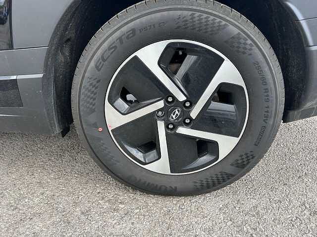 Hyundai IONIQ 9 110kWh Premium Auto 5dr