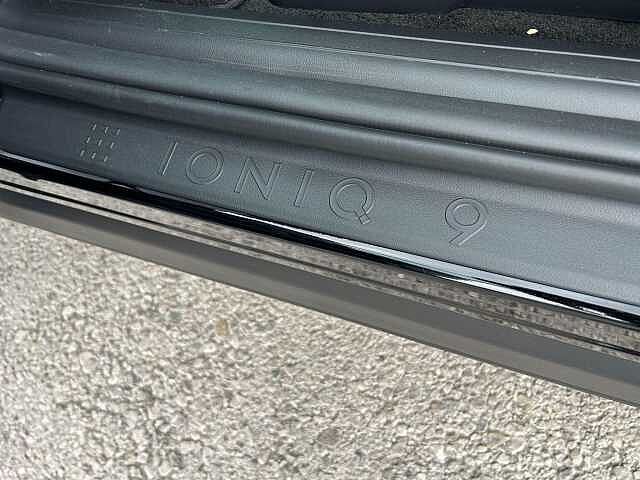 Hyundai IONIQ 9 110kWh Premium Auto 5dr