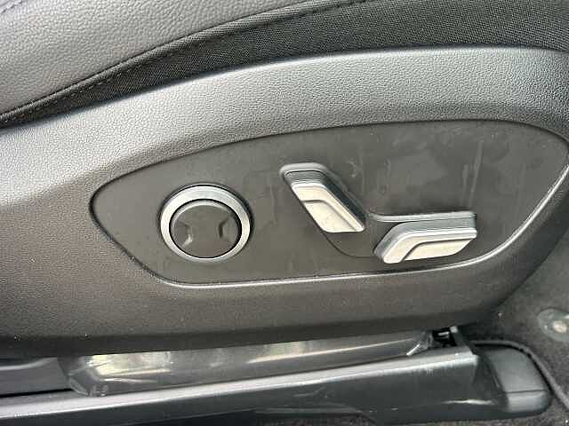 Hyundai IONIQ 9 110kWh Premium Auto 5dr
