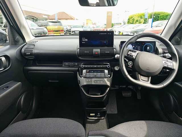 Hyundai INSTER Long Range 49kWh 02 Auto 5dr Silver