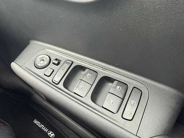 Hyundai INSTER Long Range 49kWh 02 Auto 5dr Silver