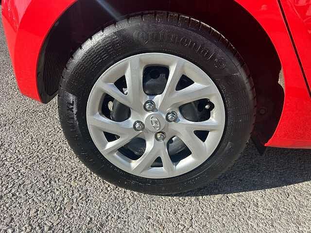 Hyundai i10 1.0 SE 5dr