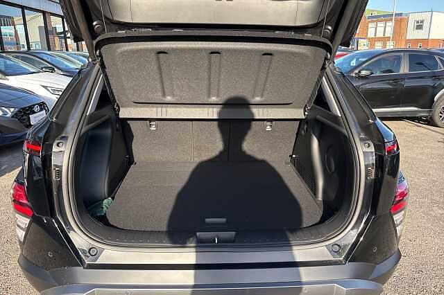Hyundai KONA 1.6T 138 Ultimate 5dr Black