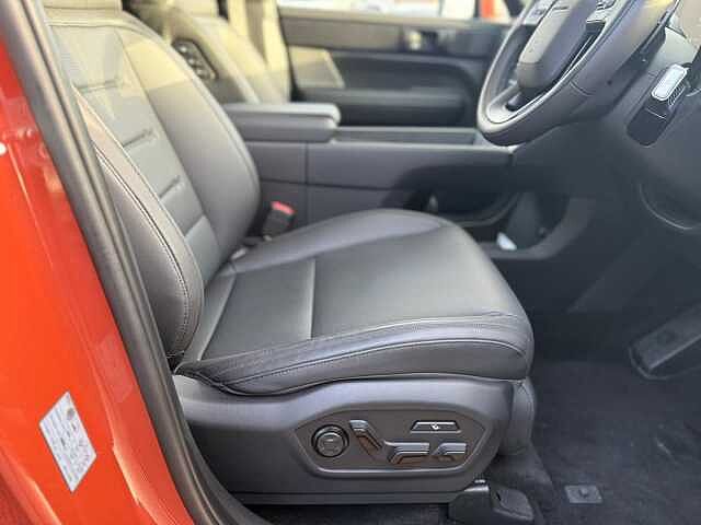 Hyundai SANTA FE 1.6 TGDi Hybrid Calligraphy 5dr 4WD Auto Orange