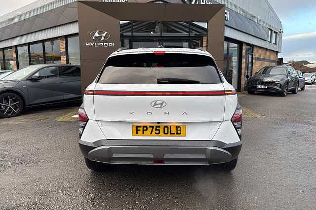Hyundai KONA 1.6 Hybrid 129 Ultimate 5dr DCT White