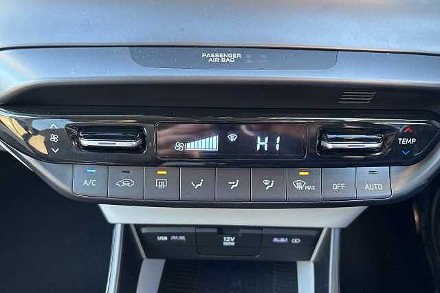 Hyundai BAYON 1.0 TGDi 48V MHEV Ultimate 5dr DCT Red