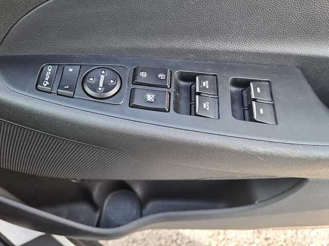 Hyundai TUCSON 1.6 GDi SE Nav 5dr 2WD