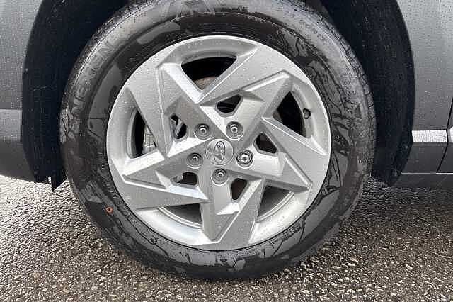 Hyundai KONA 1.6T 138 Advance 5dr Black