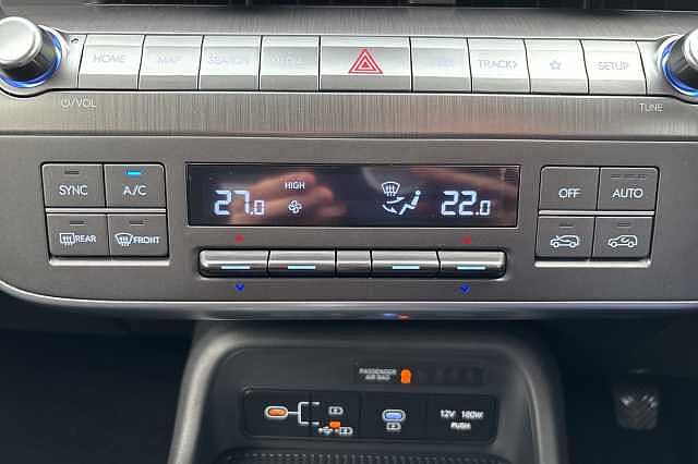 Hyundai KONA 1.6T 138 Advance 5dr Black