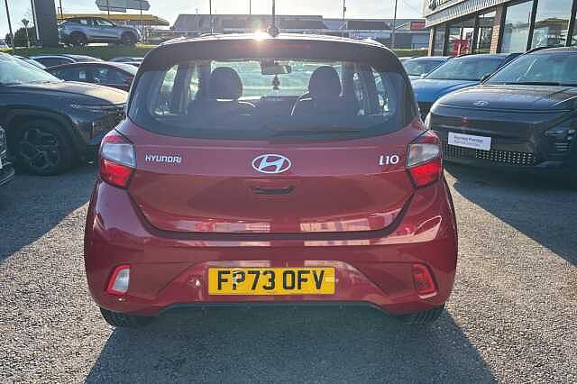 Hyundai I10 1.2 Advance 5dr Auto Red