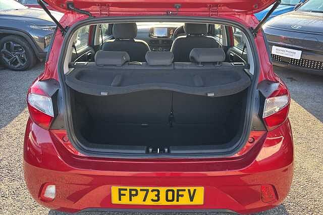 Hyundai I10 1.2 Advance 5dr Auto Red