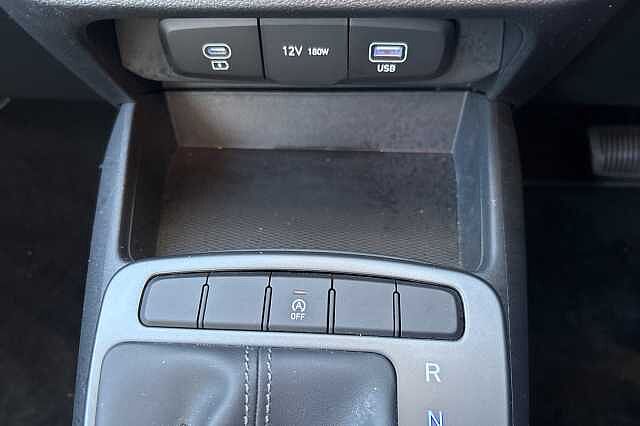 Hyundai I10 1.2 Advance 5dr Auto Red