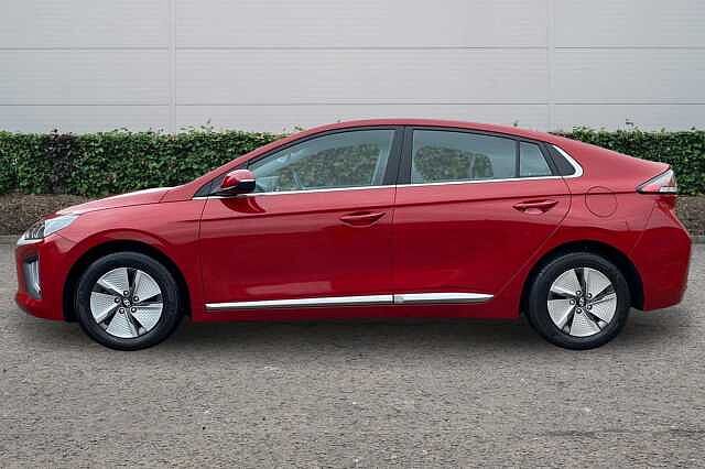 Hyundai IONIQ PREMIUM HEV Ultimate Red