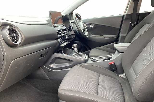 Hyundai KONA PREMIUM HEV Ultimate Red