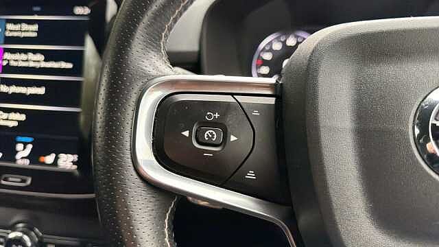 Volvo XC40 R-Design Pro T4 Awd