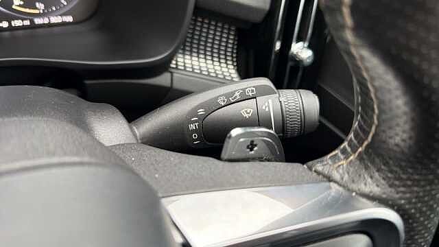 Volvo XC40 R-Design Pro T4 Awd