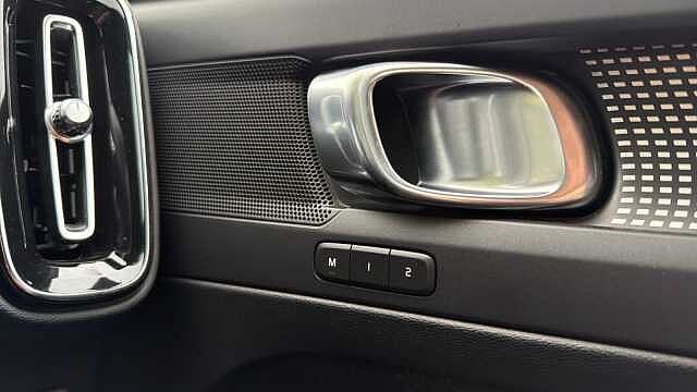 Volvo XC40 R-Design Pro T4 Awd