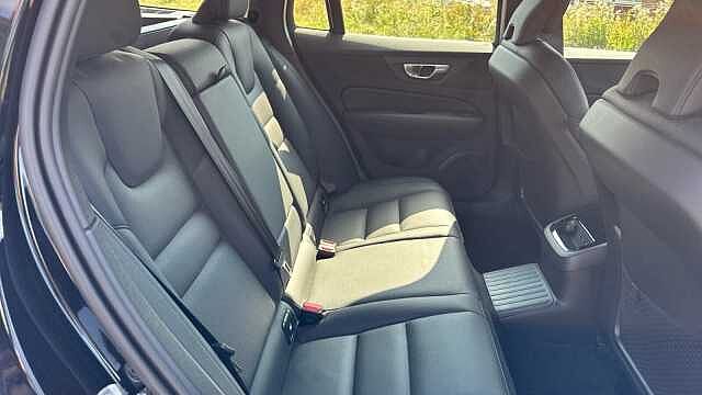 Volvo V60 2.0 T6 18.8kWh Plus Estate 5dr Petrol Plug-in Hybrid Auto AWD Euro 6 (s/s) (350