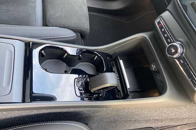 Volvo EC40 175kw Plus Single Motor 69kwh Au