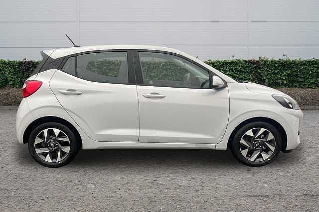 Hyundai I10 5dr Hat 1.0 Mpi 63ps Advance Nav Lumen Gray