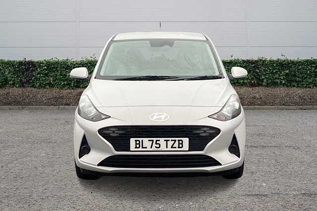 Hyundai I10 5dr Hat 1.0 Mpi 63ps Advance Nav Lumen Gray
