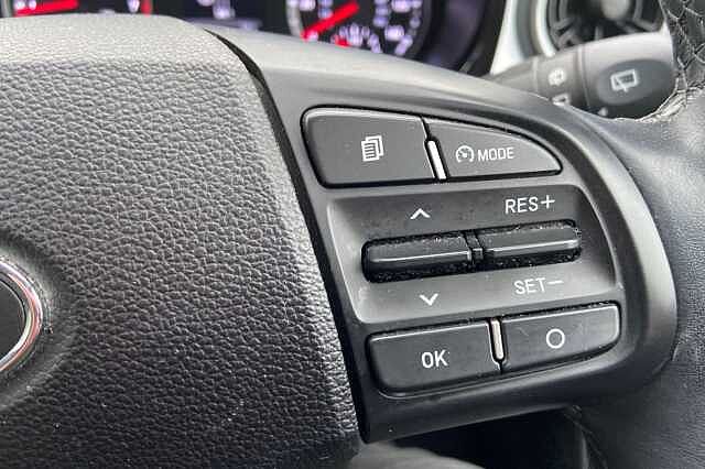 Hyundai i10 1.2 Premium Hatchback 5dr Petrol Auto Euro 6 (s/s) (84 ps)