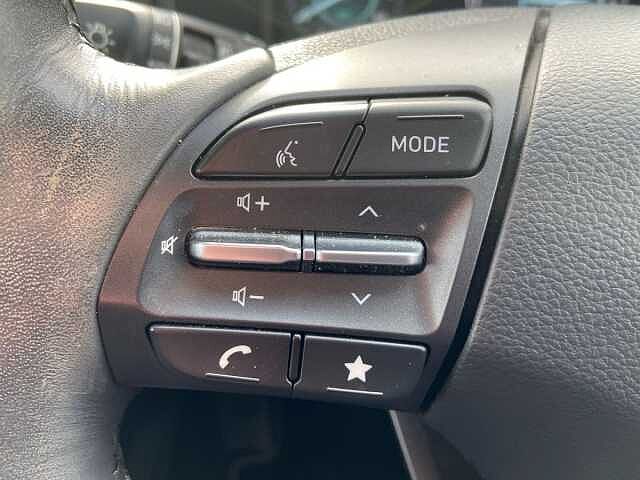 Hyundai Kona 1.0 T-GDi MHEV Premium SUV 5dr Petrol Hybrid Manual Euro 6 (s/s) (120 ps)