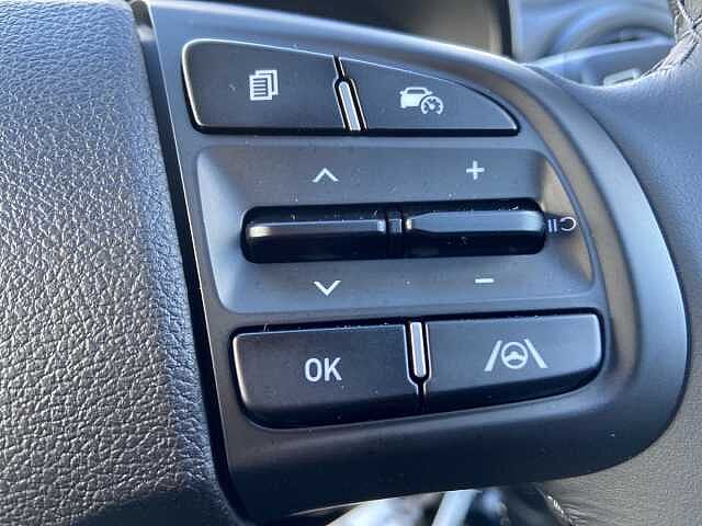 Hyundai I10 1.0 Advance Hatchback 5dr Petrol Auto Euro 6 (s/s) (63 ps) Black