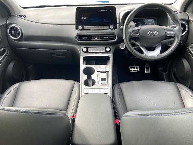 Hyundai Kona 64kWh Ultimate SUV 5dr Electric Auto (10.5kW Charger) (204 ps)