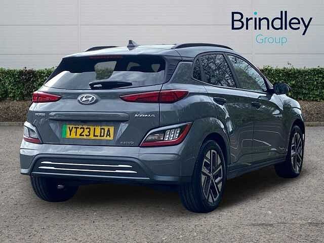 Hyundai Kona 64kWh Ultimate SUV 5dr Electric Auto (10.5kW Charger) (204 ps)