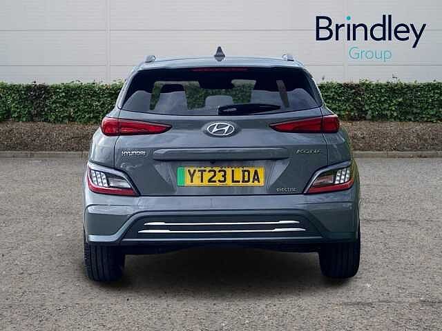 Hyundai Kona 64kWh Ultimate SUV 5dr Electric Auto (10.5kW Charger) (204 ps)