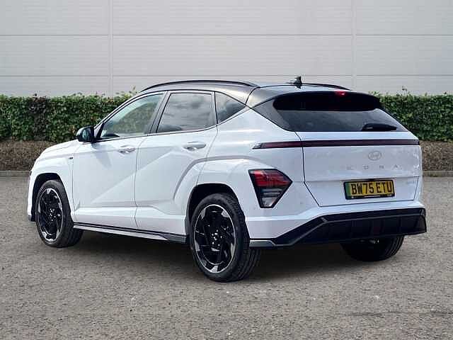 Hyundai KONA 65.4kWh N Line S SUV 5dr Electric Auto (218 ps) White