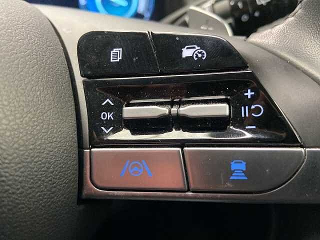 Hyundai TUCSON 1.6 h T-GDi Ultimate SUV 5dr Petrol Hybrid Auto Euro 6 (s/s) (230 ps) Silver