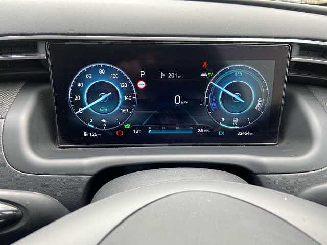 Hyundai TUCSON 1.6 h T-GDi Ultimate SUV 5dr Petrol Hybrid Auto Euro 6 (s/s) (230 ps) Bronze