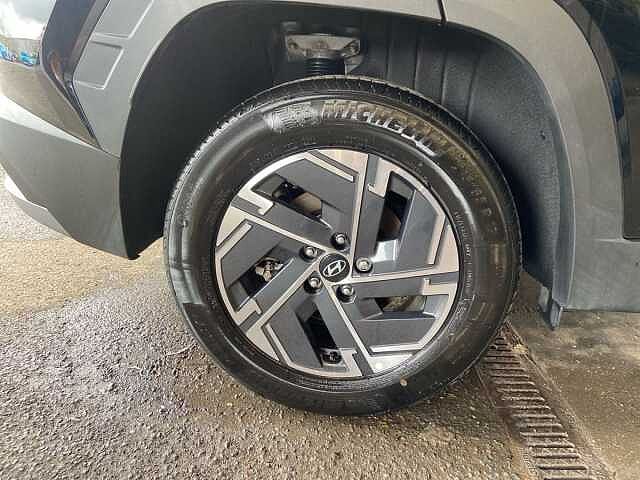 Hyundai TUCSON 1.6 T-GDi Advance SUV 5dr Petrol Hybrid Auto Euro 6 (s/s) (215 ps) Black