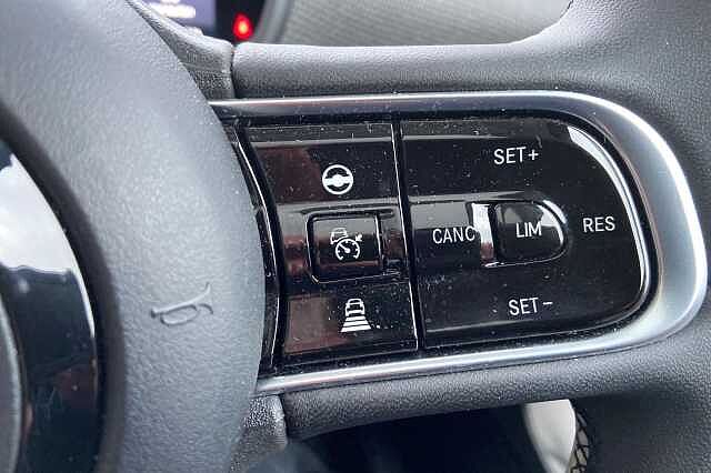 Fiat 500E 42kWh La Prima Hatchback 3dr Electric Auto (118 ps)