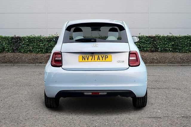 Fiat 500E 42kWh La Prima Hatchback 3dr Electric Auto (118 ps)