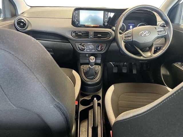 Hyundai i10 1.0 SE Connect Hatchback 5dr Petrol Manual Euro 6 (s/s) (67 ps)