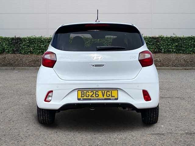 Hyundai i10 1.2 Premium Hatchback 5dr Petrol Manual Euro 6 (s/s) (79 ps)