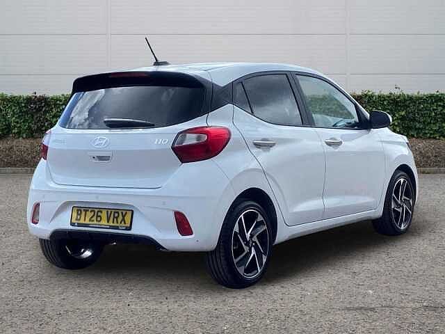 Hyundai i10 1.2 Premium Hatchback 5dr Petrol Manual Euro 6 (s/s) (79 ps)