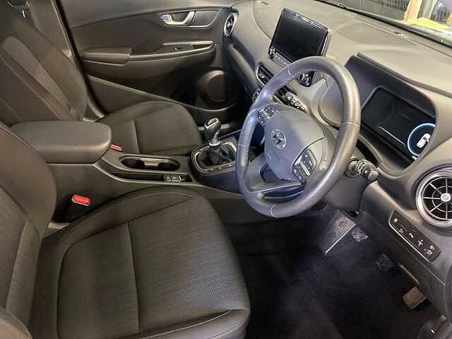 Hyundai Kona 1.0 T-GDi MHEV Premium SUV 5dr Petrol Hybrid Manual Euro 6 (s/s) (120 ps)