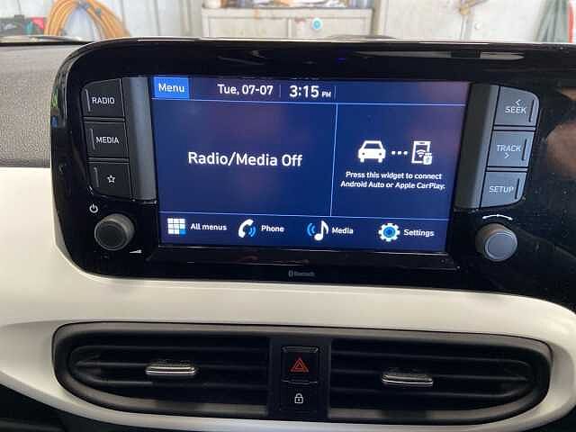 Hyundai i10 1.2 Premium Hatchback 5dr Petrol Auto Euro 6 (s/s) (84 ps)