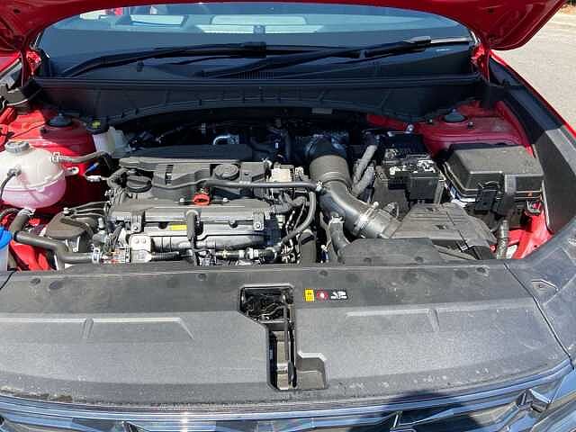 Hyundai TUCSON 1.6 T-GDi N Line S SUV 5dr Petrol Manual Euro 6 (s/s) (160 ps) Engine Red
