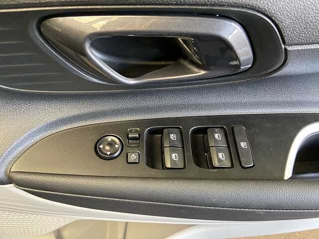 Hyundai i20 1.0 T-GDi Tech Line Hatchback 5dr Petrol Manual Euro 6 (s/s) (90 ps)