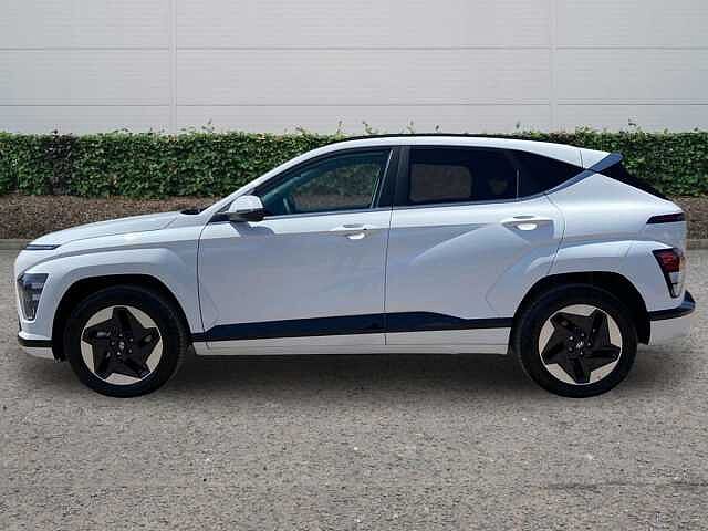 Hyundai KONA 65.4kWh Advance SUV 5dr Electric Auto (218 ps) Serenity White