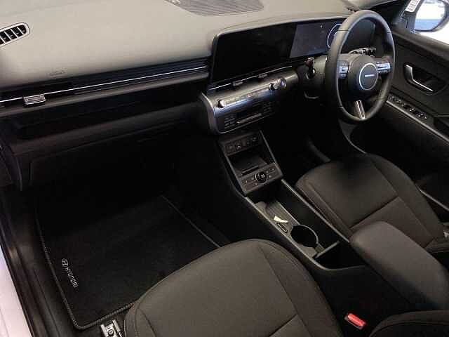 Hyundai KONA 65.4kWh Advance SUV 5dr Electric Auto (218 ps) Serenity White