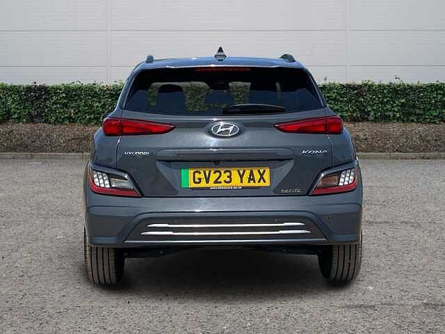 Hyundai KONA 64kWh Premium SUV 5dr Electric Auto (10.5kW Charger) (204 ps) Ecotronic Grey