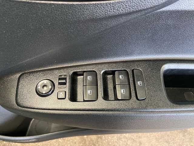 Hyundai i10 1.2 Premium Hatchback 5dr Petrol Auto Euro 6 (s/s) (84 ps)