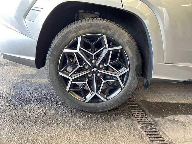 Hyundai TUCSON 1.6 h T-GDi N Line S SUV 5dr Petrol Hybrid Auto Euro 6 (s/s) (230 ps) Shimmering Silver