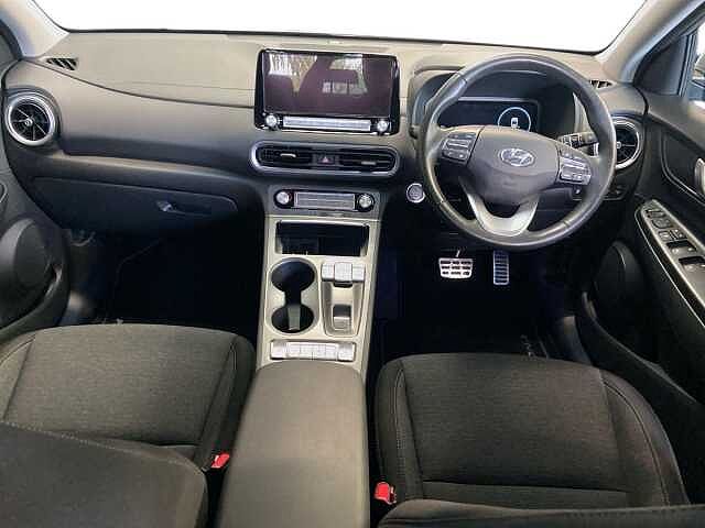 Hyundai Kona 64kWh Premium SUV 5dr Electric Auto (10.5kW Charger) (204 ps)